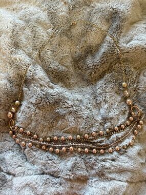Avon Gold-Tone Layered Necklace with Pink Pearl Beads Adjustable